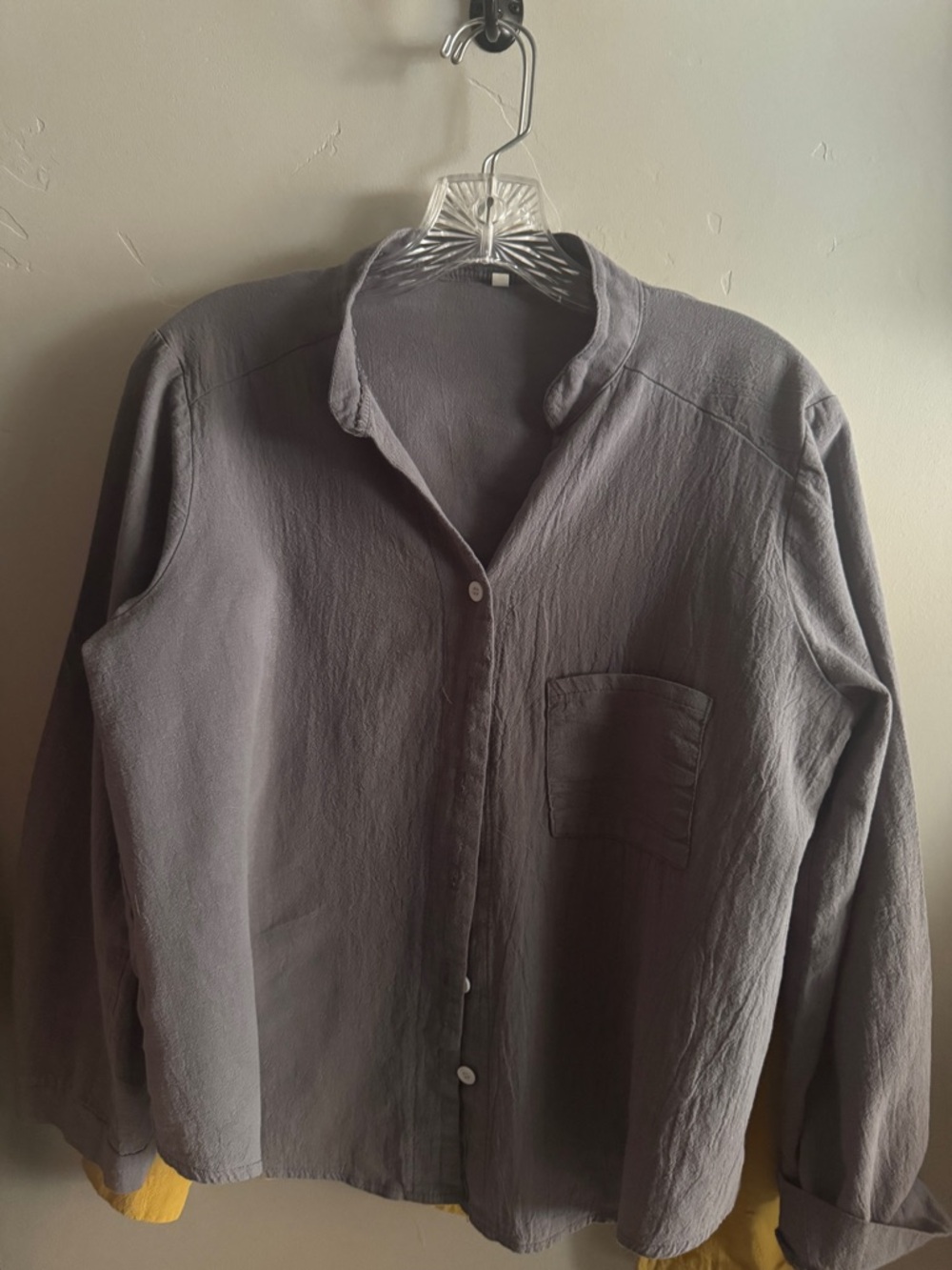 NWOT Medium Gray Button Cuff 3/4 or roll up Sleeve Shirt